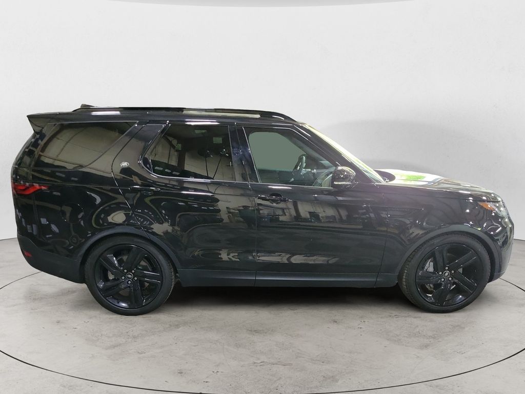 2026 Land Rover Discovery S - Photo 6