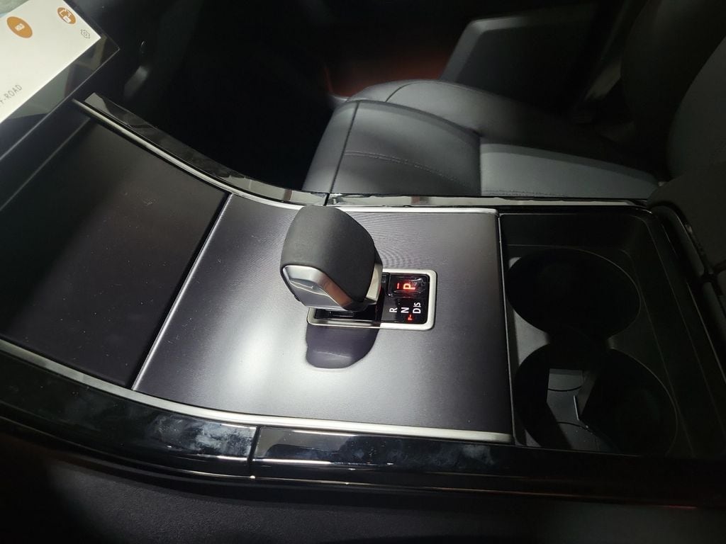2026 Land Rover Range Rover Velar Dynamic SE - Photo 20