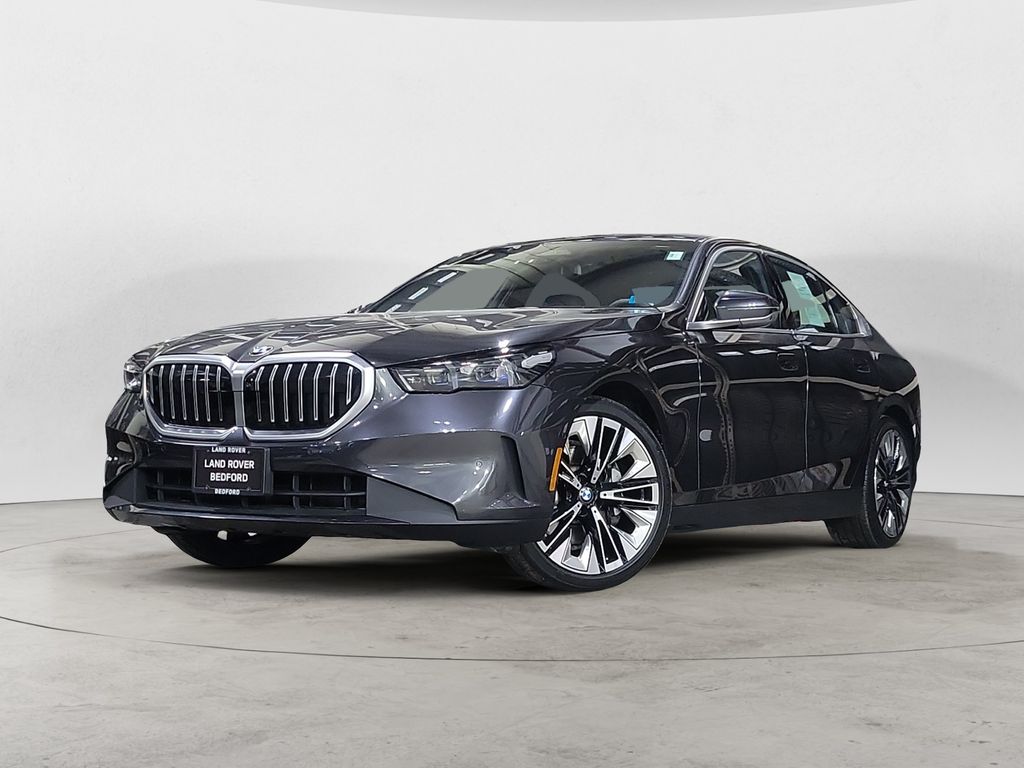 2024 BMW 5 Series 530i