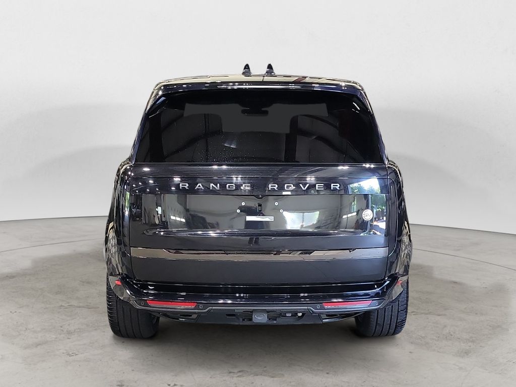 2023 Land Rover Range Rover SV photo 4