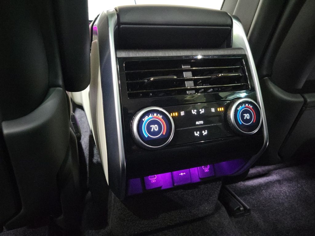 2023 Land Rover Range Rover SE - Photo 23