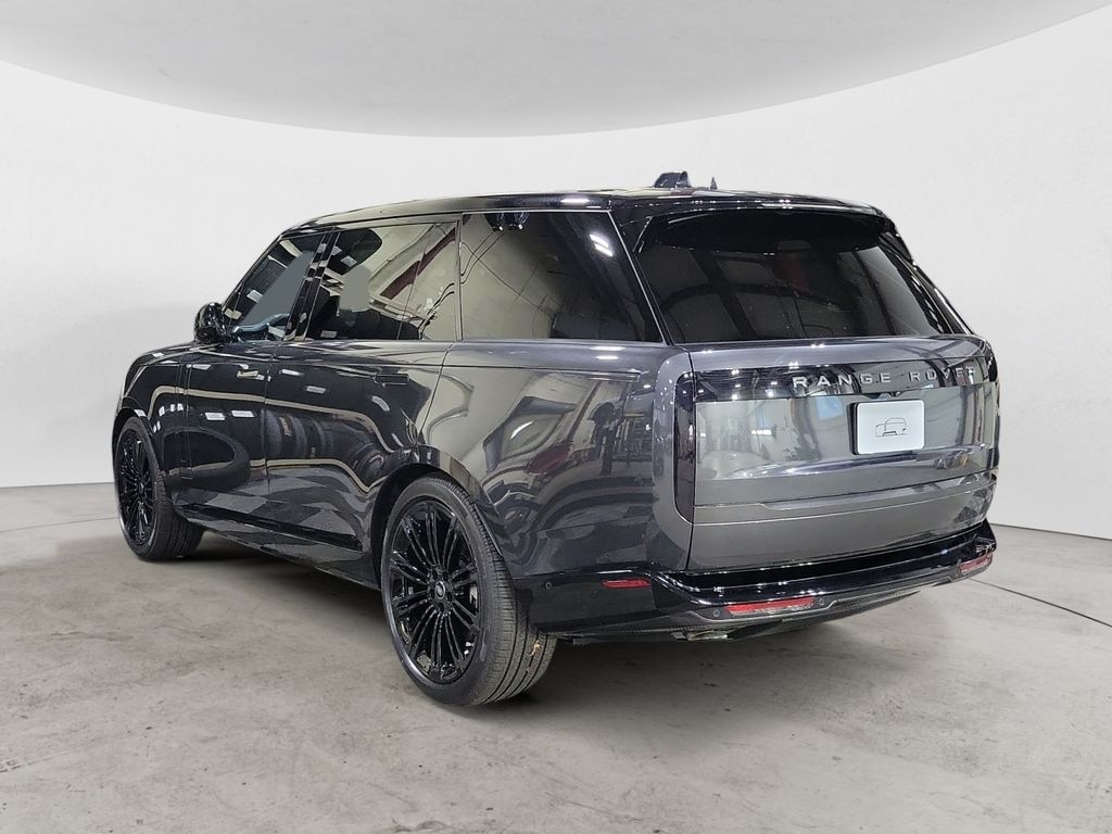 New 2025 Land Rover Range Rover SE SUV