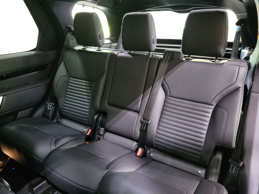 2026 Land Rover Discovery S - Photo 22