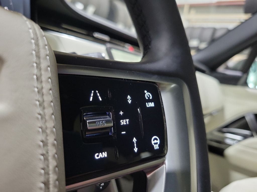 2026 Land Rover Range Rover SE - Photo 16