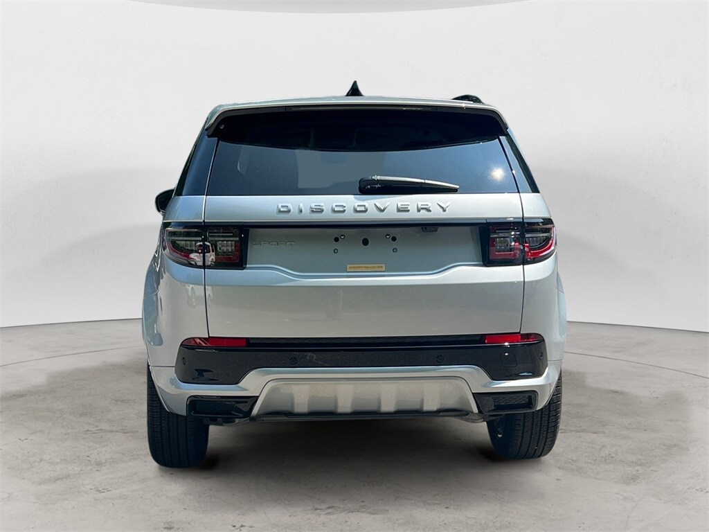 2025 Land Rover Discovery Sport S photo 4