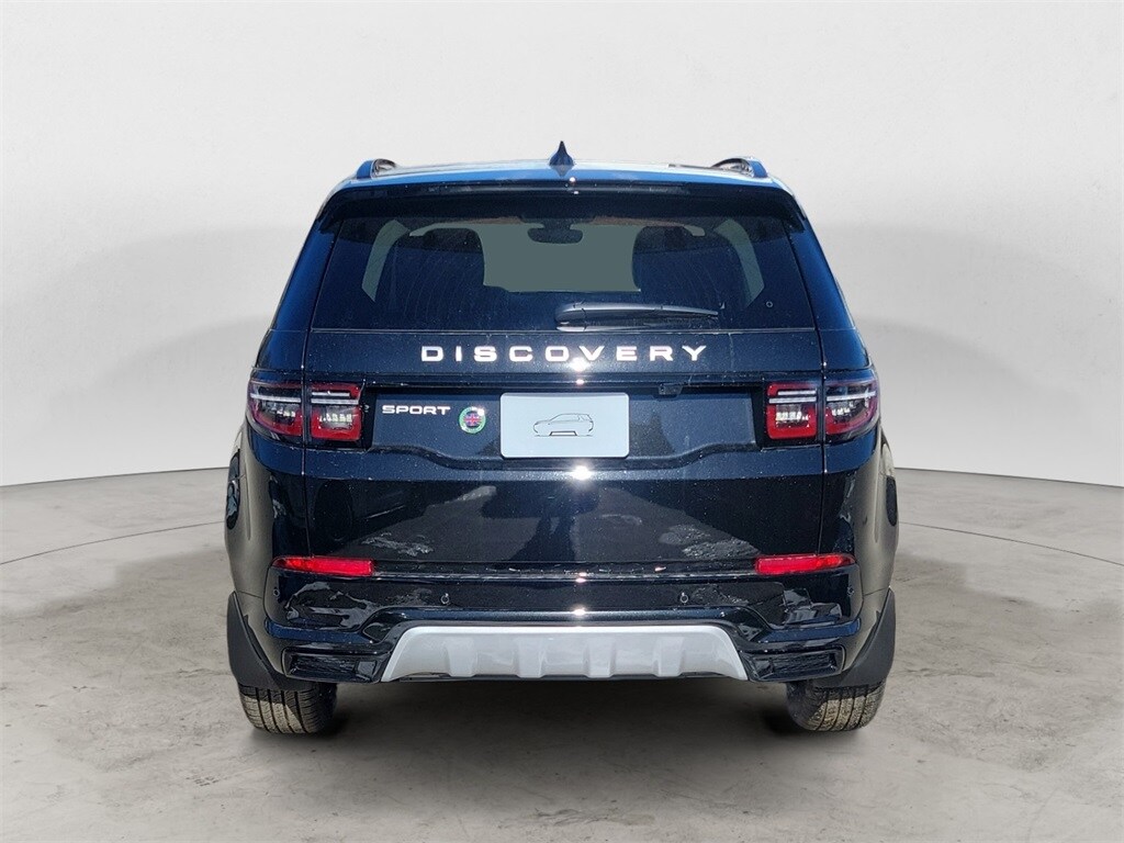 2024 Land Rover Discovery Sport S photo 4