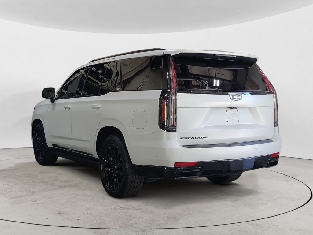 2024 Cadillac Escalade Sport photo 3