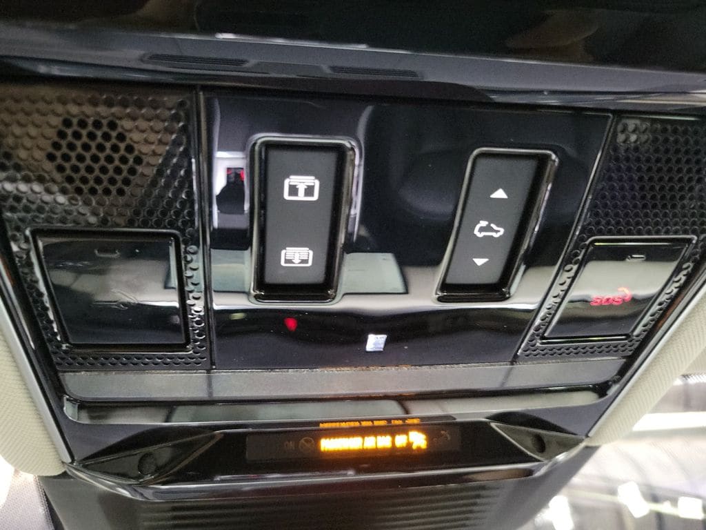 2023 Land Rover Range Rover SE - Photo 21