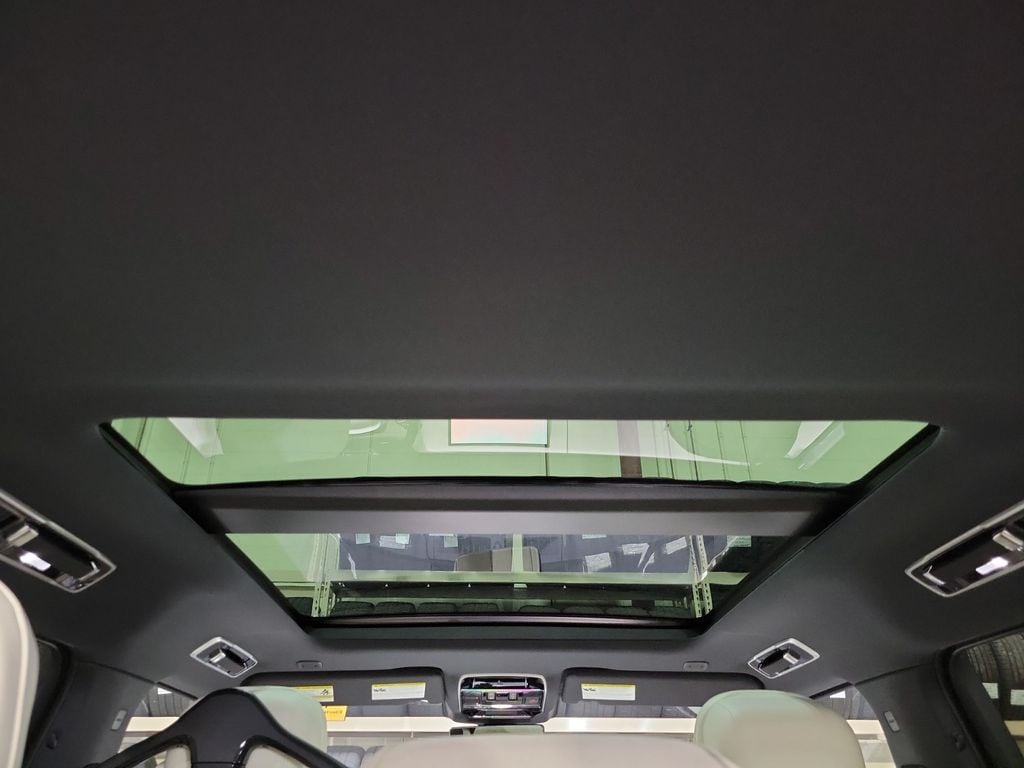 2026 Land Rover Range Rover SE - Photo 27