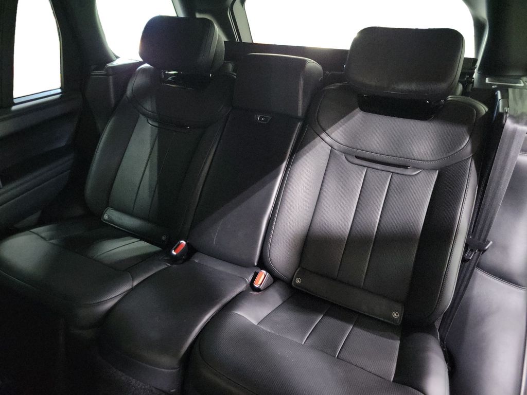 2023 Land Rover Range Rover SV - Photo 22