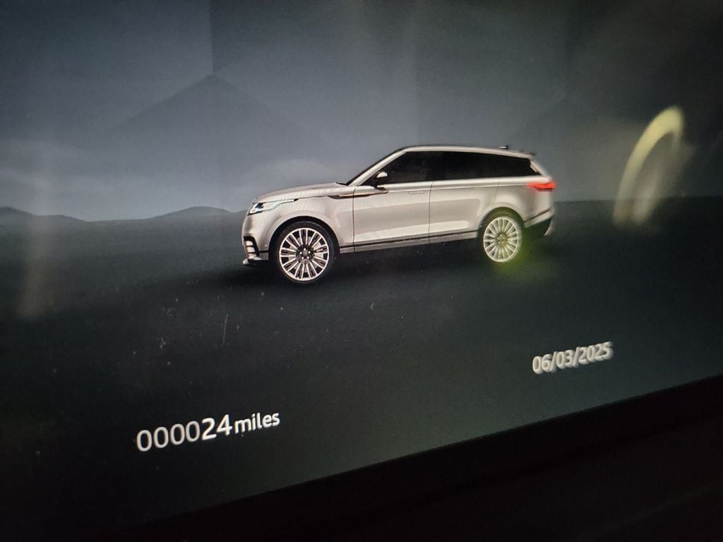 2026 Land Rover Range Rover Velar Dynamic SE - Photo 18