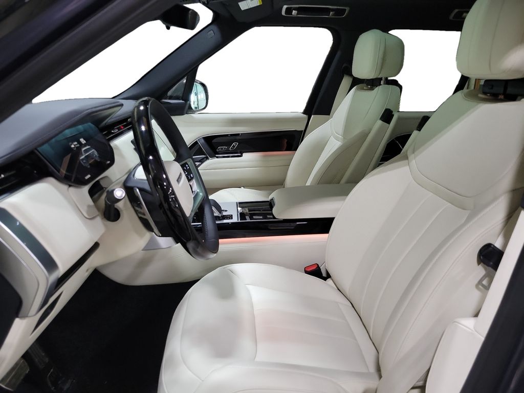 2026 Land Rover Range Rover SE - Photo 13