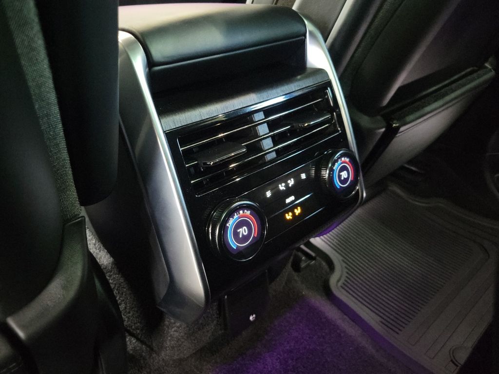 2023 Land Rover Range Rover SV - Photo 24