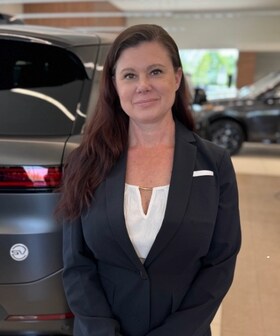 Staff member Dawn Marie Smith from ID_da299cffc81b
