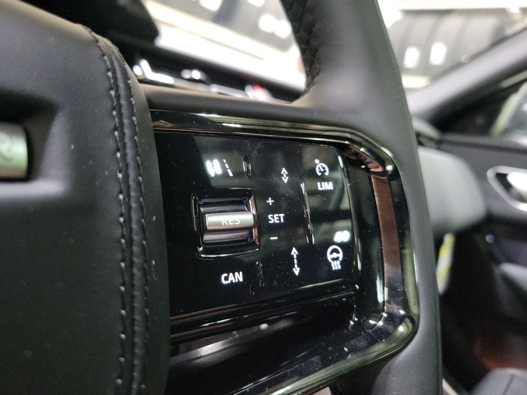 2026 Land Rover Range Rover Velar Dynamic SE - Photo 16
