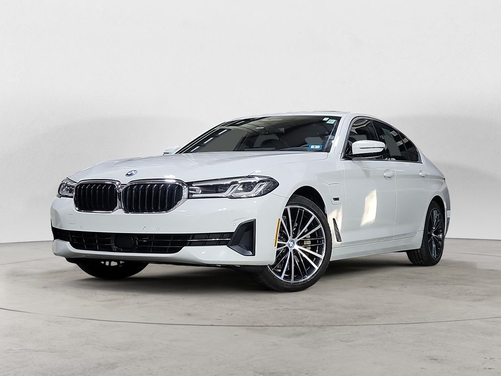 2023 BMW 5 Series 530e's photo