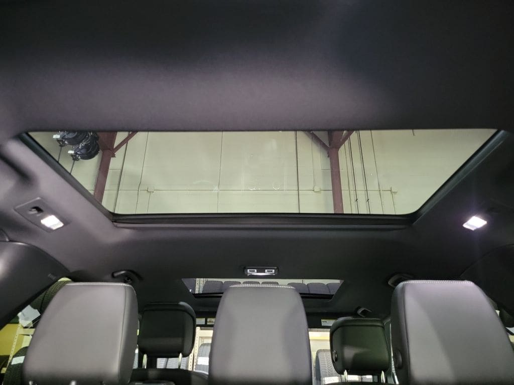 2026 Land Rover Discovery S - Photo 28