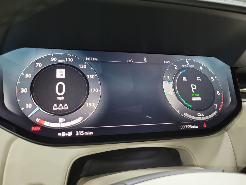 2026 Land Rover Range Rover SE - Photo 17