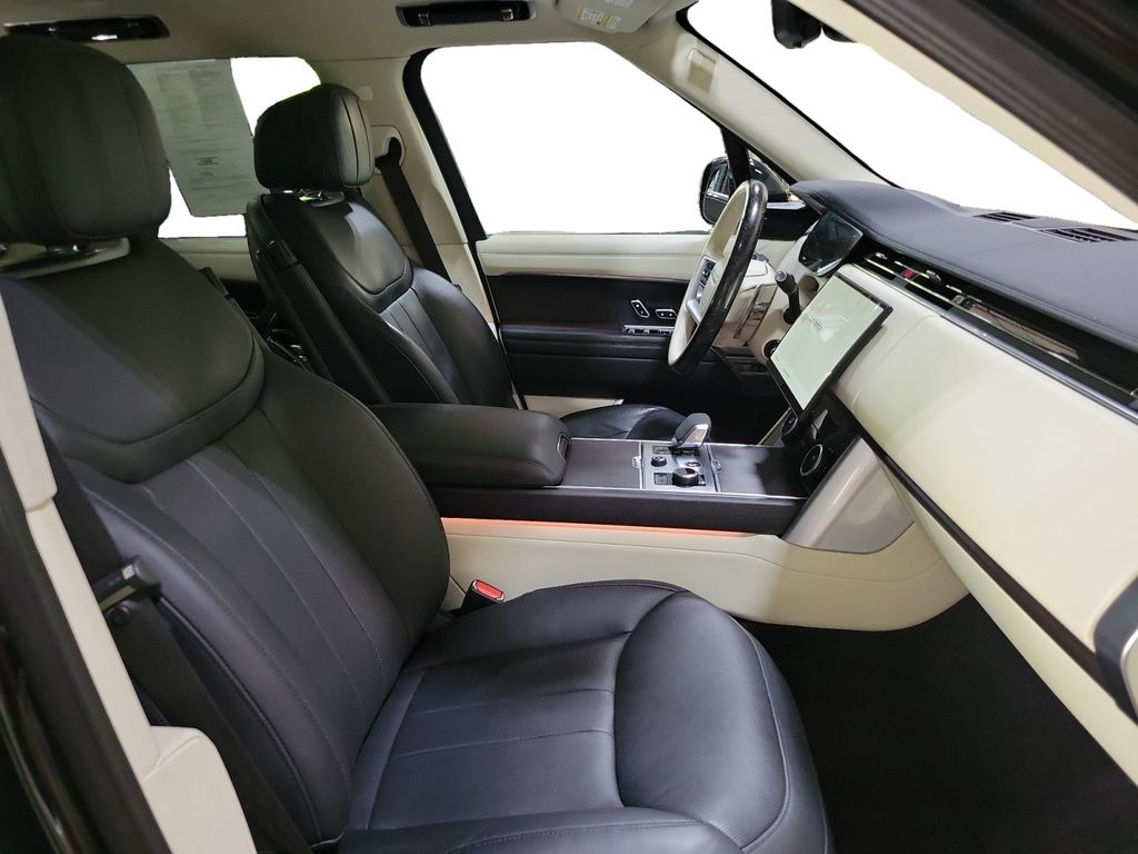 2023 Land Rover Range Rover SE - Photo 29