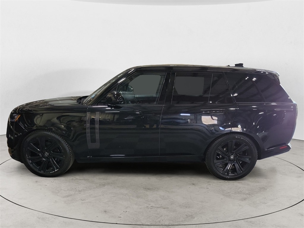 Used 2023 Land Rover Range Rover SE with VIN SALKP9FU7PA037482 for sale in Bedford, NH