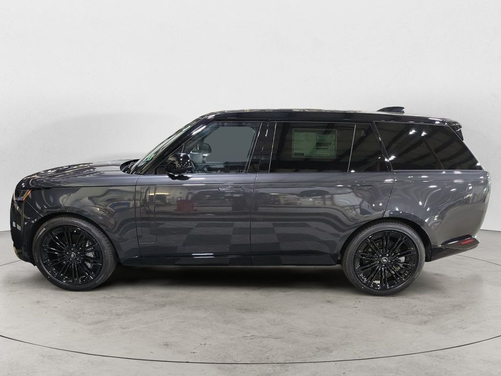 New 2025 Land Rover Range Rover SE SUV