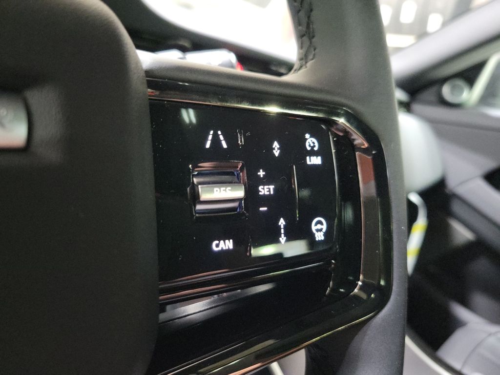 2026 Land Rover Range Rover Evoque Dynamic SE - Photo 16