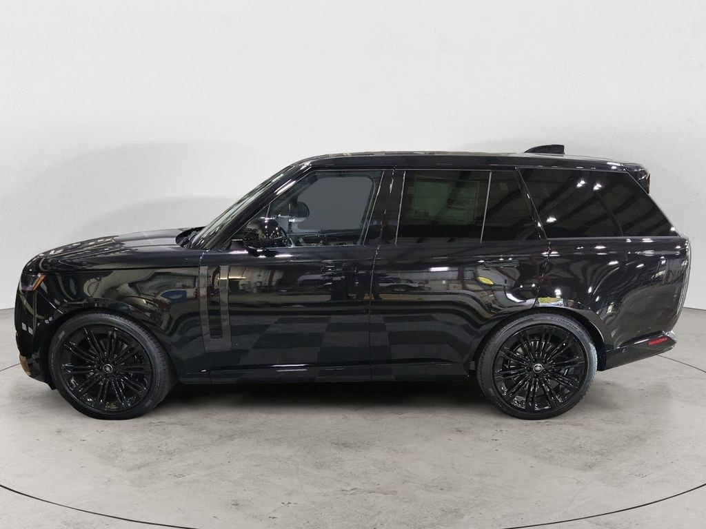 New 2025 Land Rover Range Rover SE 400PS SUV