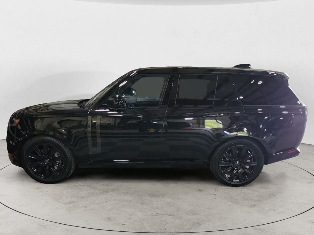 Used 2023 Land Rover Range Rover SE with VIN SALKP9FUXPA059248 for sale in Bedford, NH