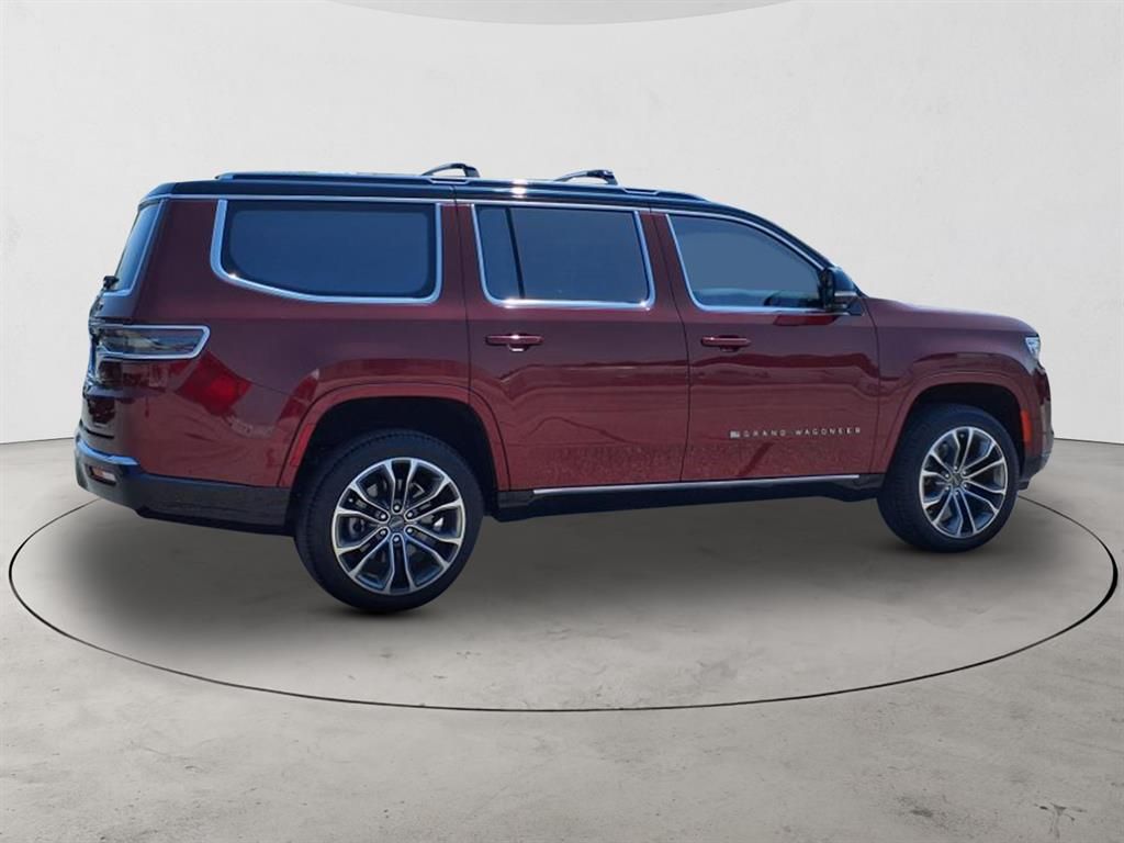 2023 Jeep Grand Wagoneer III photo 4