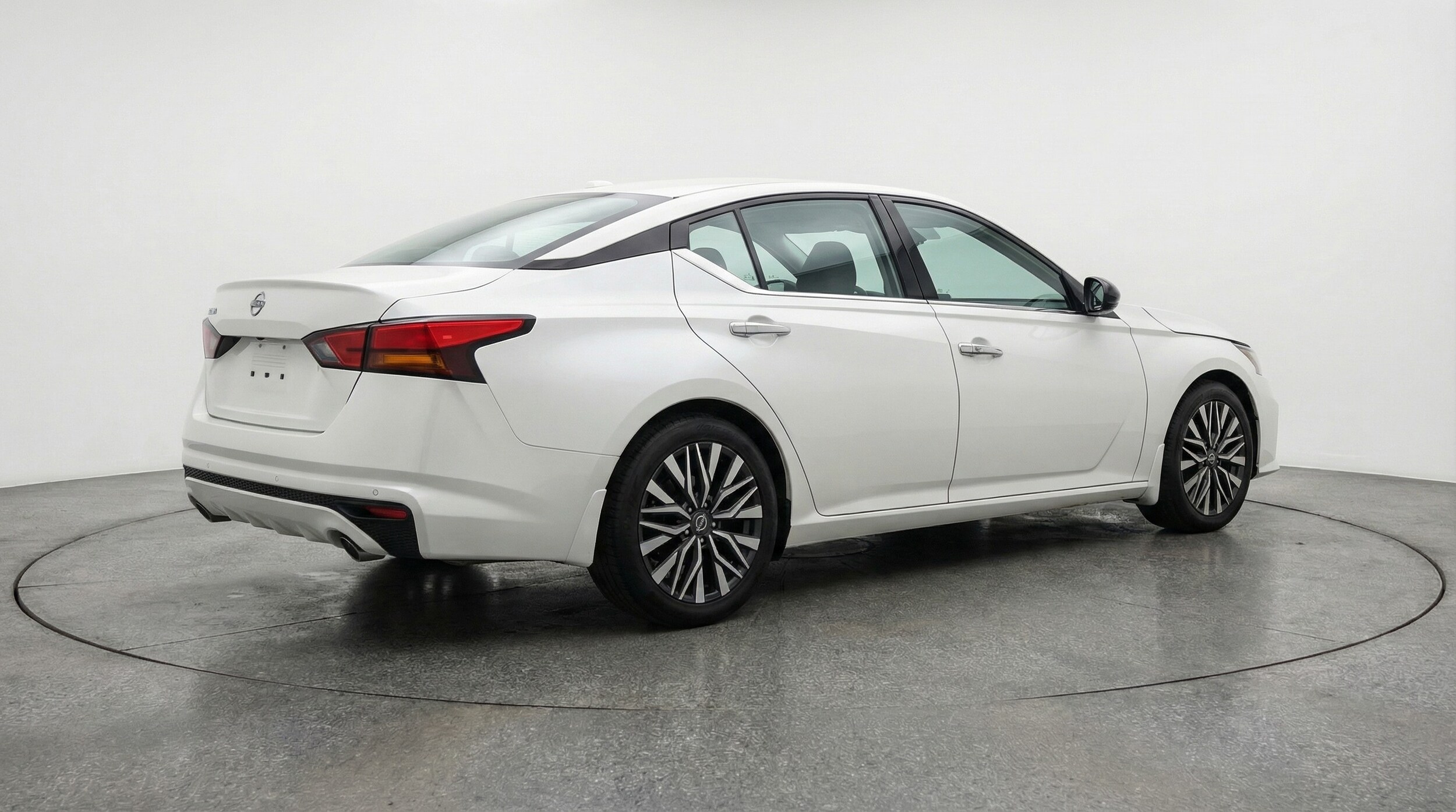 Thumbnail: 2025 Nissan Altima - 7