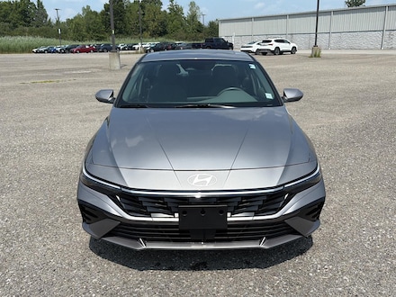 2025 Hyundai Elantra SEL Convenience Sedan