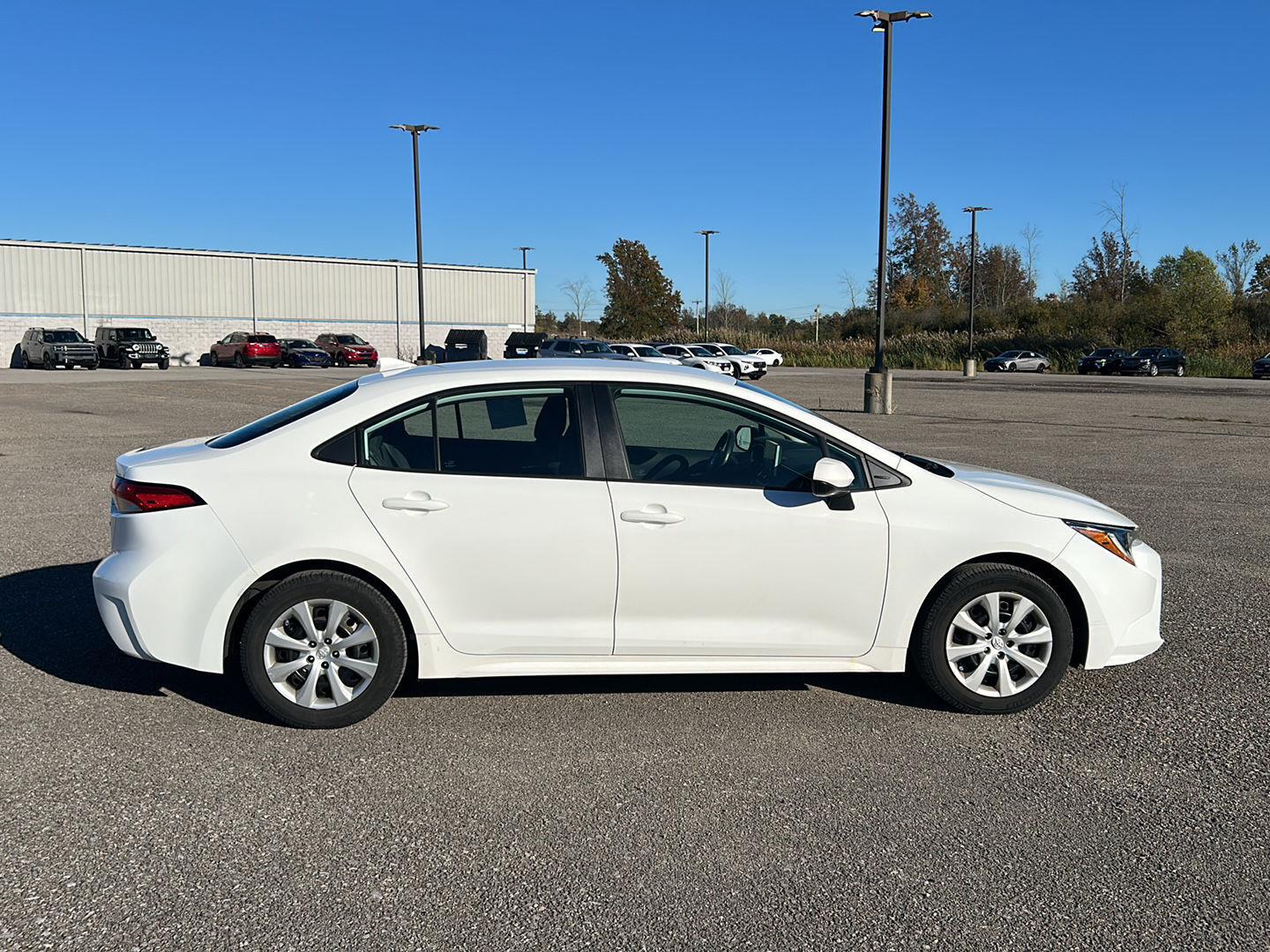 Used 2020 Toyota Corolla LE with VIN 5YFEPRAE5LP044439 for sale in Grand Island, NY
