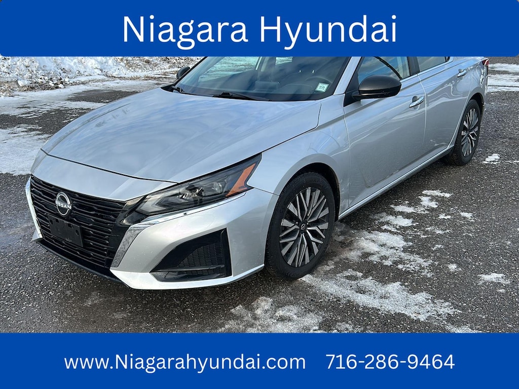 Used 2024 Nissan Altima 2.5 SV Sedan