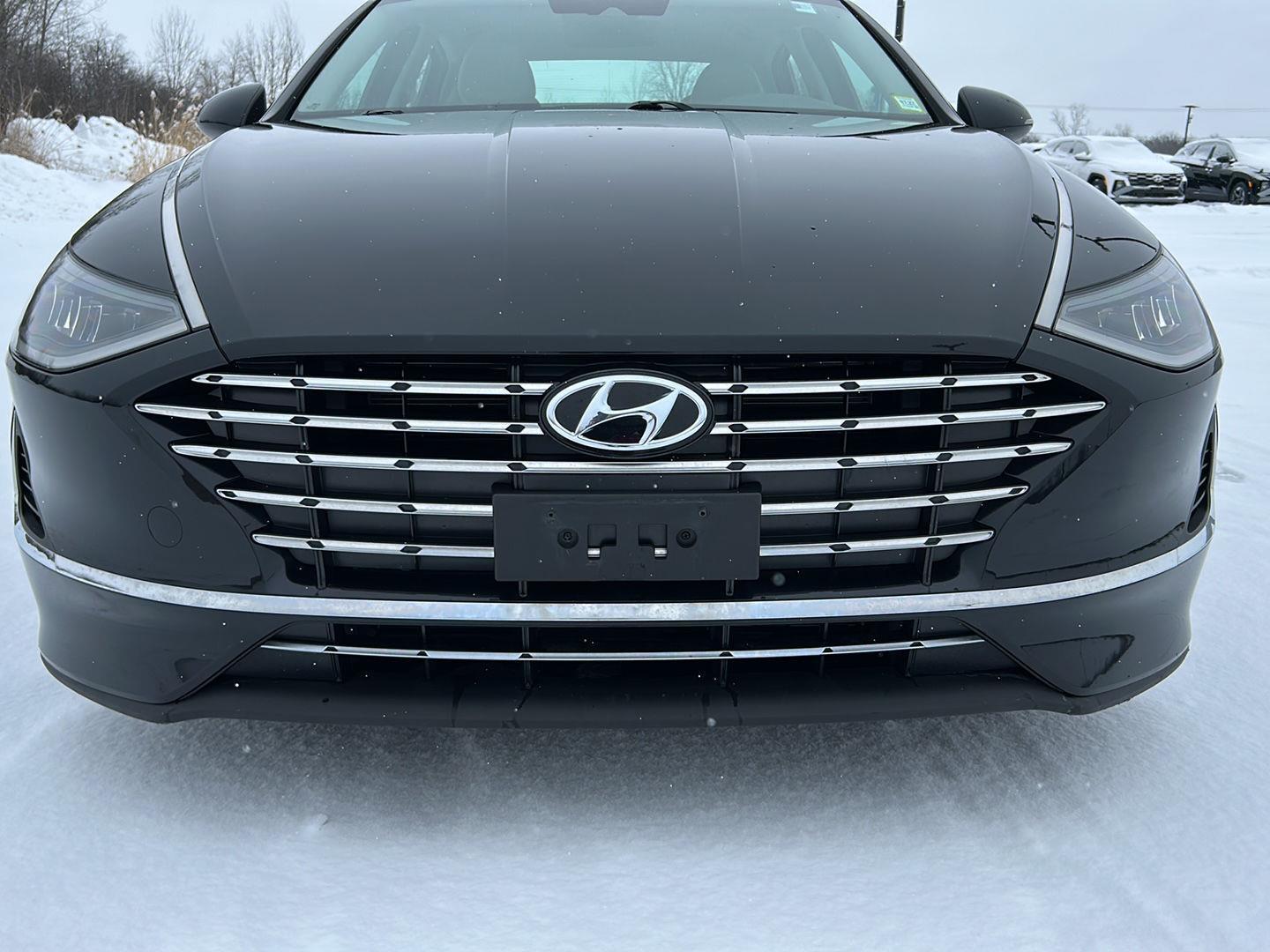 Used 2021 Hyundai Sonata Hybrid Blue with VIN KMHL24JJ4MA035495 for sale in Grand Island, NY