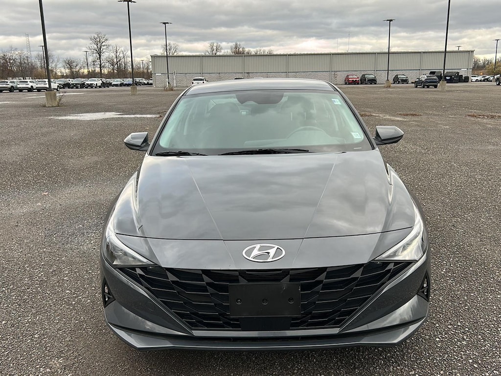 Used 2023 Hyundai Elantra SEL Sedan