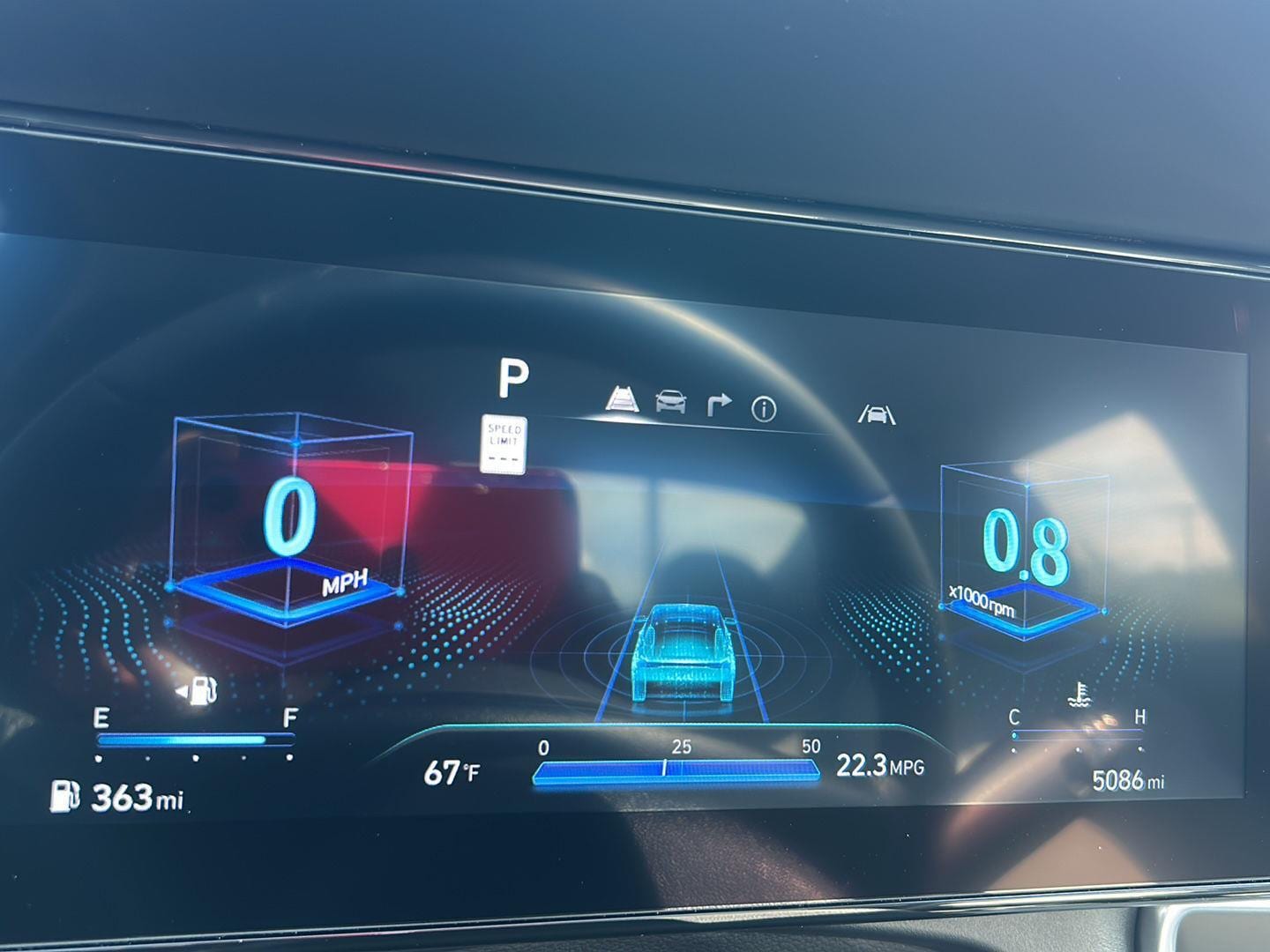 2025 Hyundai Elantra Limited - Photo 28