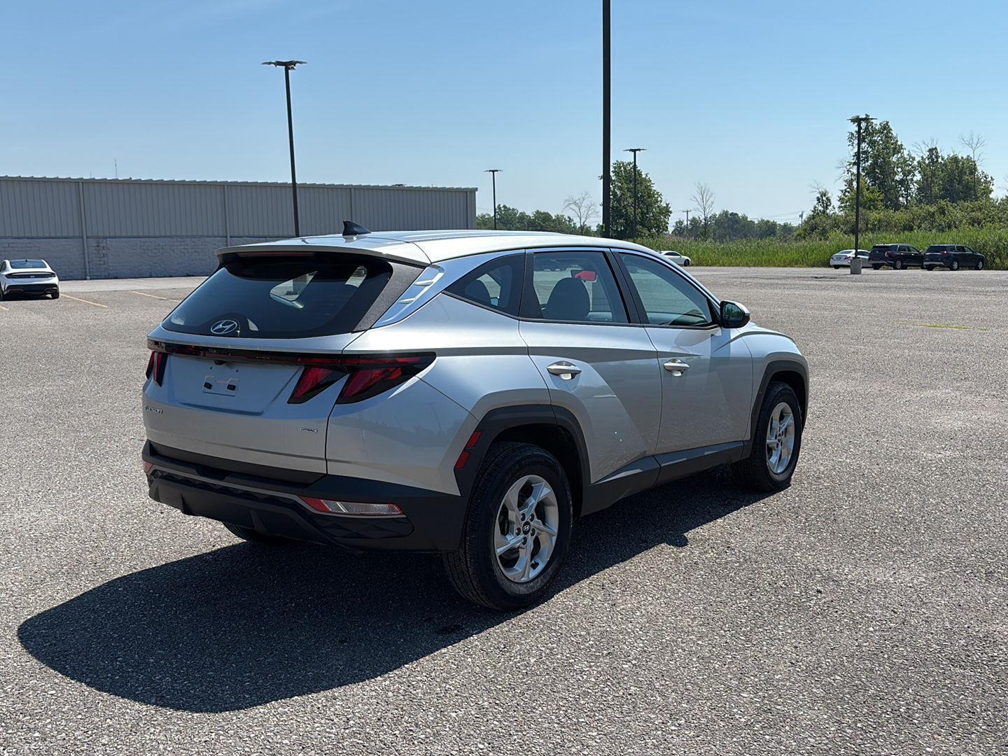 2023 Hyundai Tucson SE photo 2