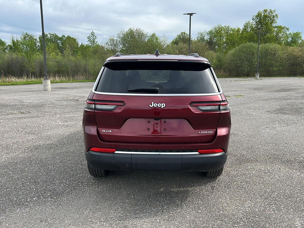 Used 2024 Jeep Grand Cherokee L Laredo SUV