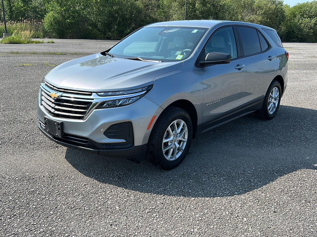 Used 2024 Chevrolet Equinox LS SUV