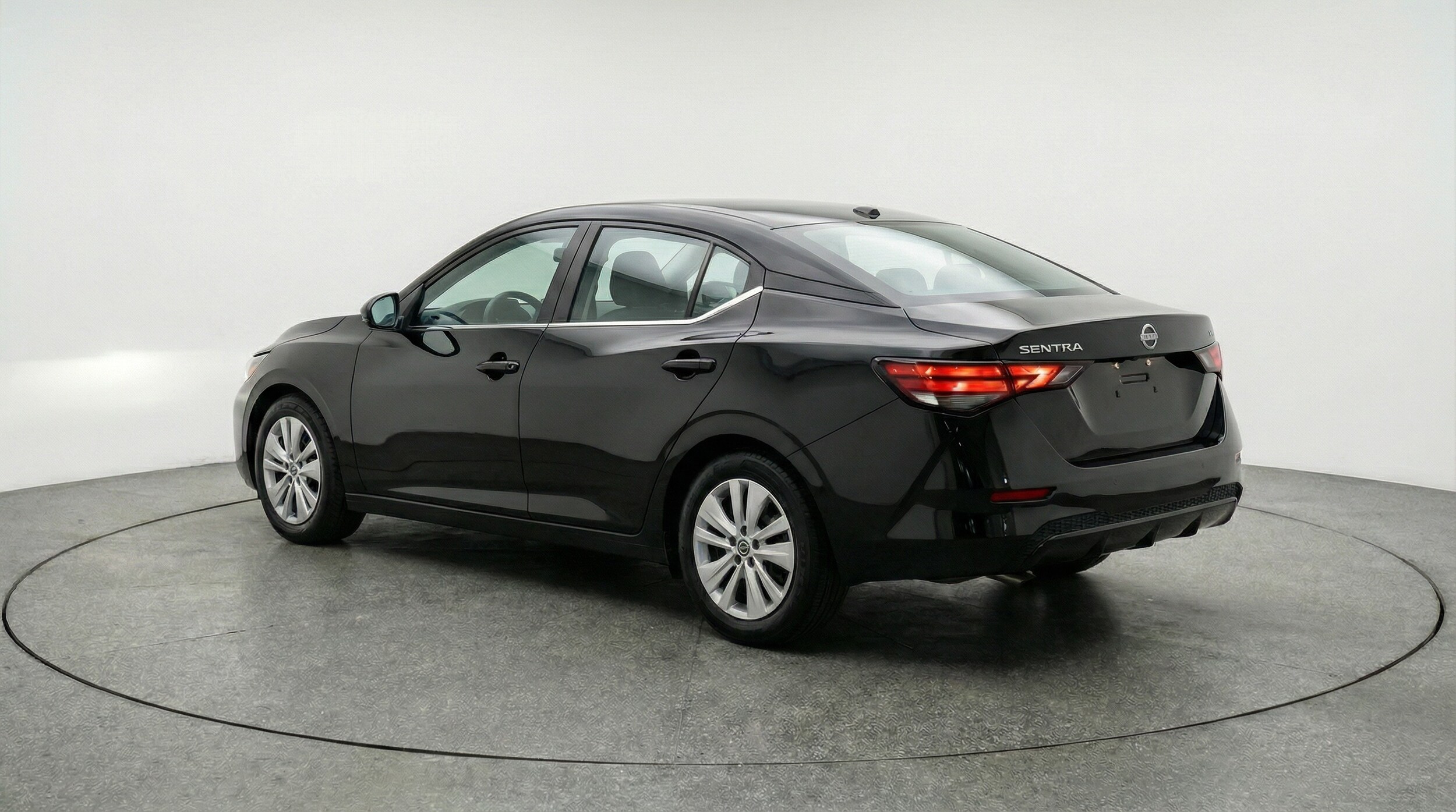 Thumbnail: 2025 Nissan Sentra - 5