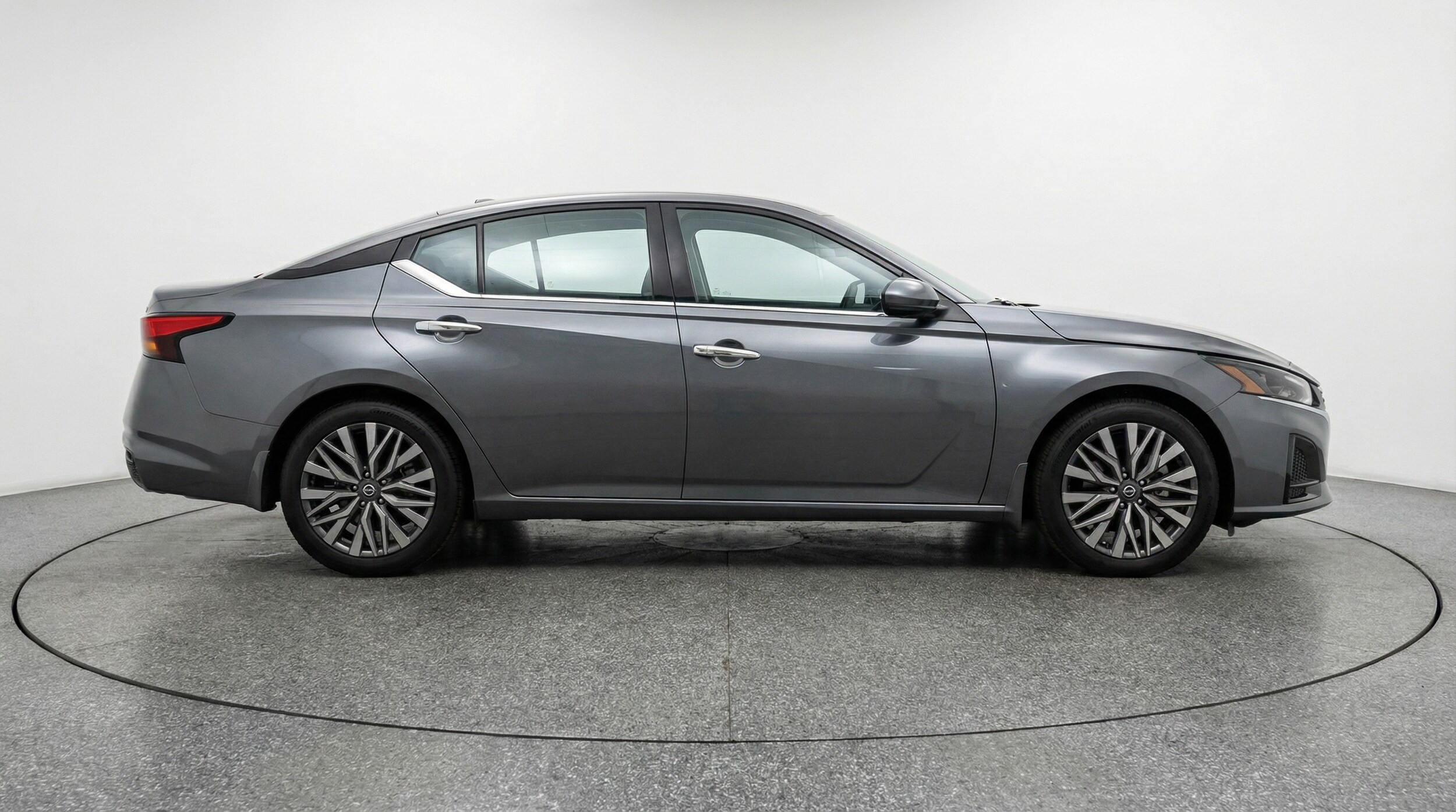 Thumbnail: 2025 Nissan Altima - 8