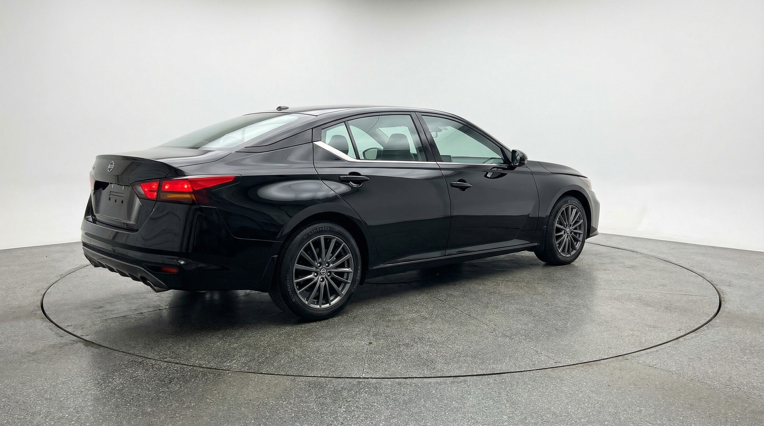 Thumbnail: 2025 Nissan Altima - 7