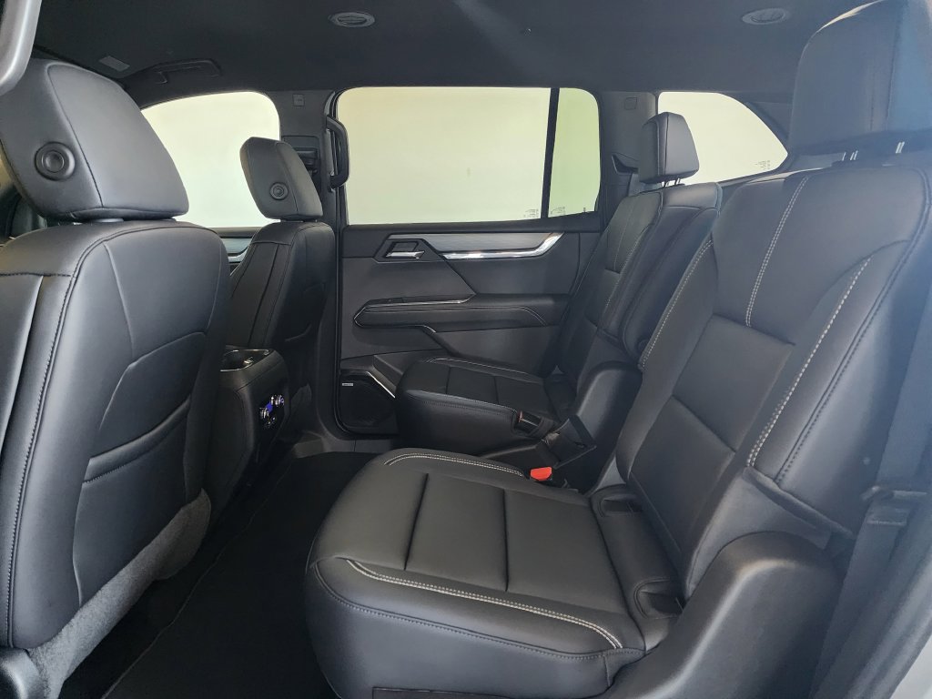 2024 GMC Acadia Elevation - Photo 14