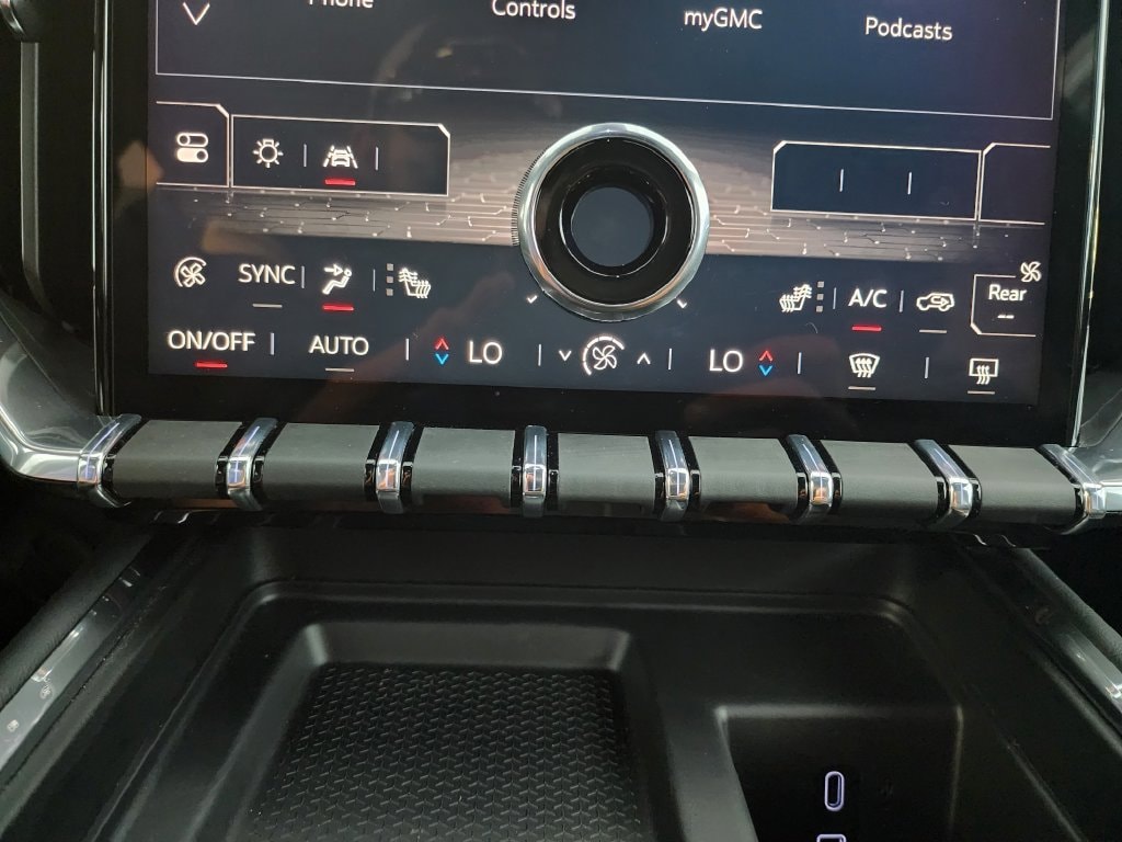 2024 GMC Acadia Elevation - Photo 28