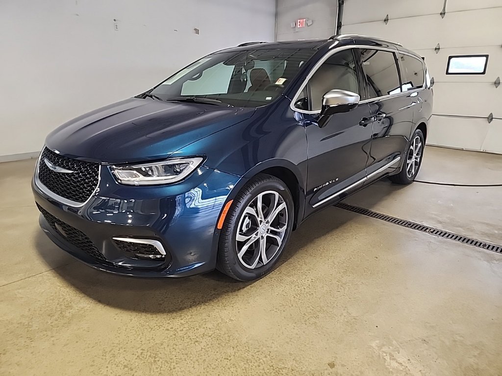 2025 Chrysler Pacifica Pinnacle - Photo 6