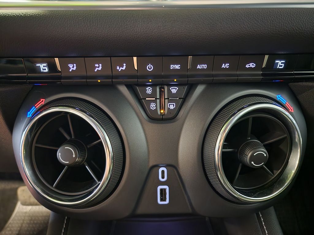 2023 Chevrolet Blazer 2LT - Photo 25