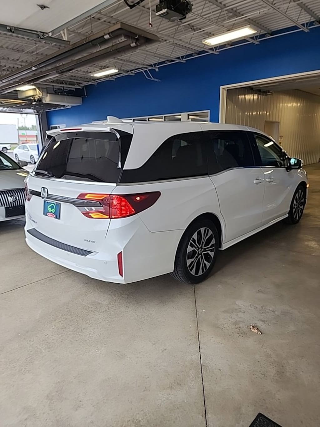 Used 2026 Honda Odyssey Elite Van Passenger