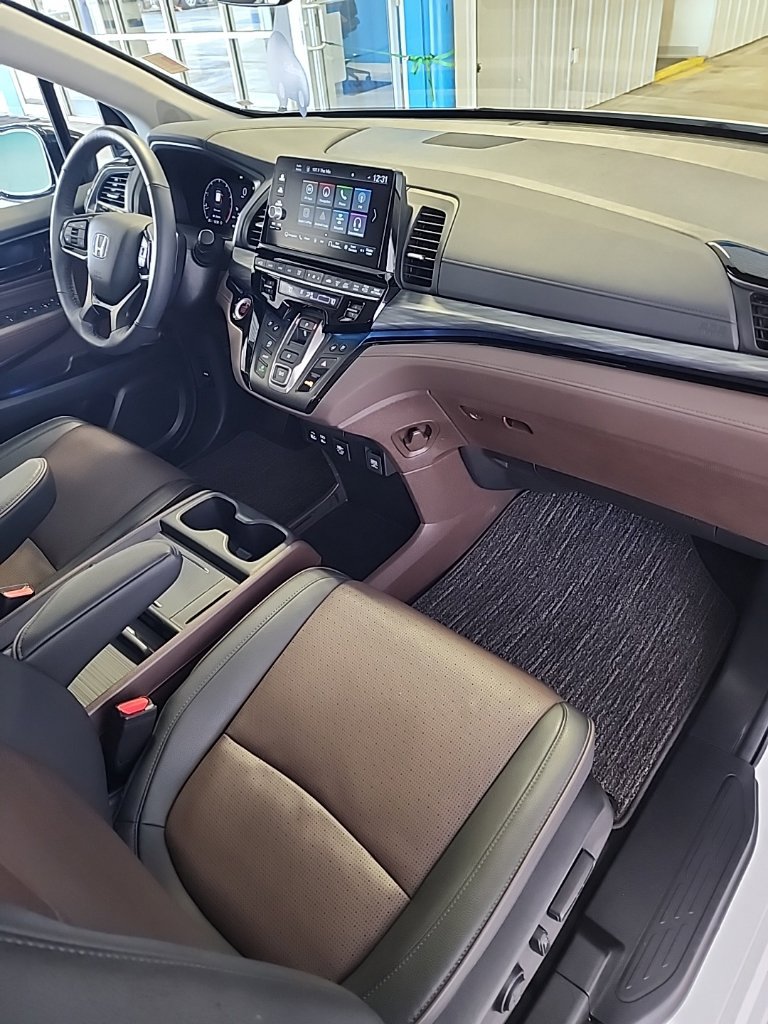 2026 Honda Odyssey Elite - Photo 18