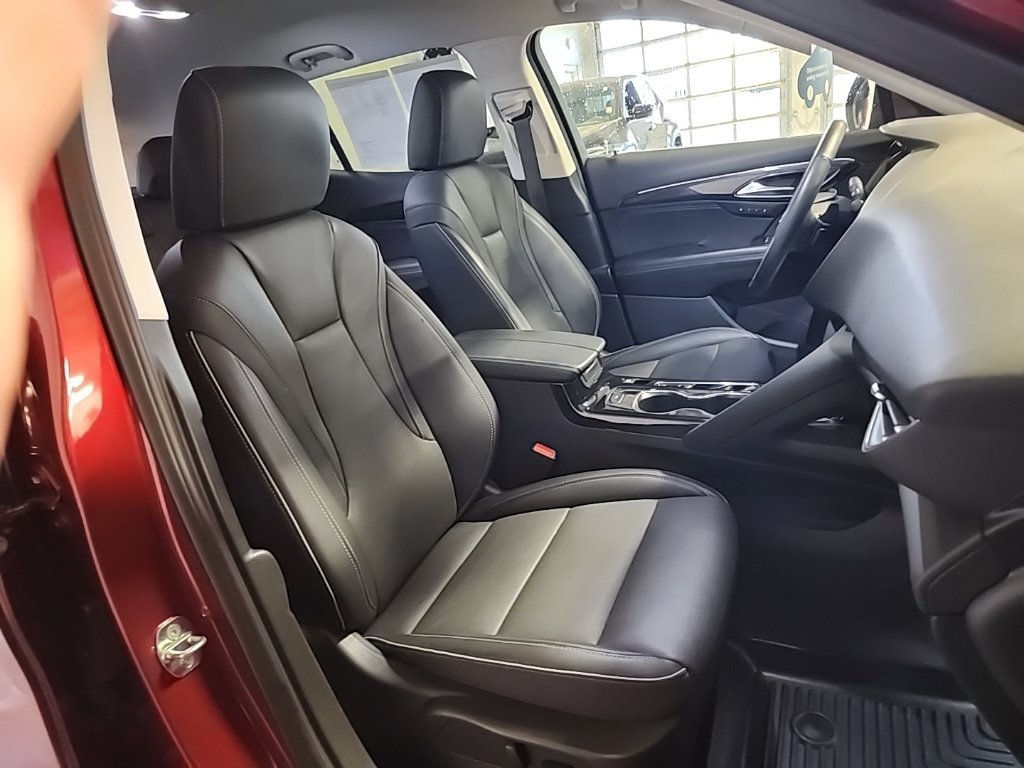 2023 Buick Envision Essence - Photo 17