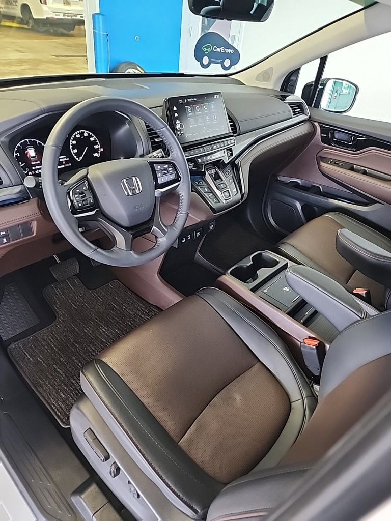 2026 Honda Odyssey Elite - Photo 10